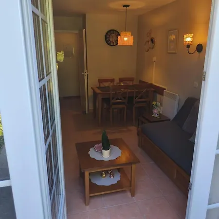 Le Cocon Du Lac, Duplex 5 Pers, Piscine Avec Jacuzzi, Et Peche * Monflanquin
