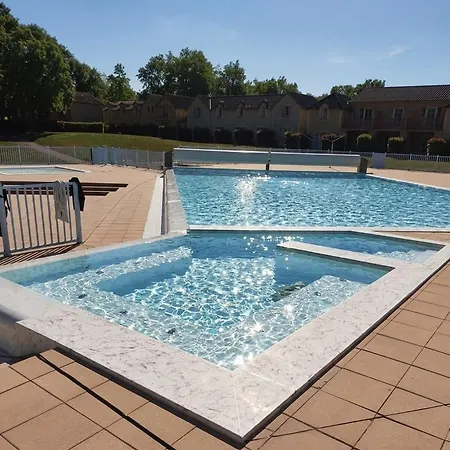 Le Cocon Du Lac, Duplex 5 Pers, Piscine Avec Jacuzzi, Et Peche 펜션