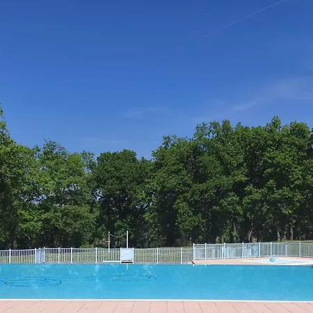Holiday home Le Cocon Du Lac, Duplex 5 Pers, Piscine Avec Jacuzzi, Et Peche