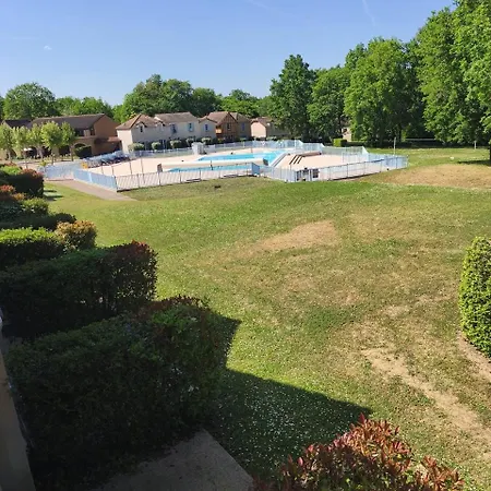 Le Cocon Du Lac, Duplex 5 Pers, Piscine Avec Jacuzzi, Et Peche Holiday home Monflanquin