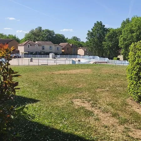 Holiday home Le Cocon Du Lac, Duplex 5 Pers, Piscine Avec Jacuzzi, Et Peche Monflanquin